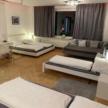 Aschaffapartment 4 Schlafzimmer Bis 10 Personen Bei Aschaffenburg Mainaschaff Exteriör bild