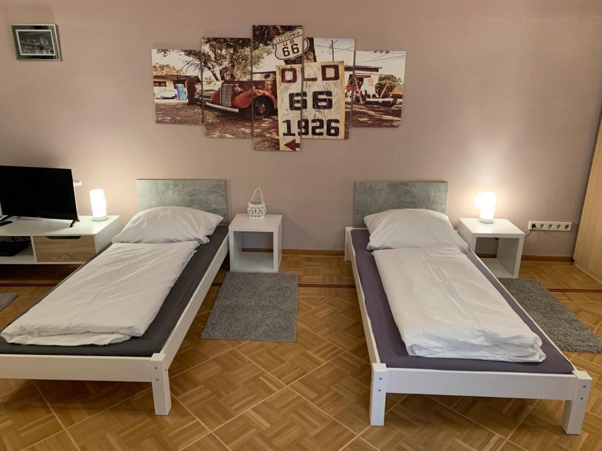 Aschaffapartment 4 Schlafzimmer Bis 10 Personen Bei Aschaffenburg Mainaschaff Exteriör bild