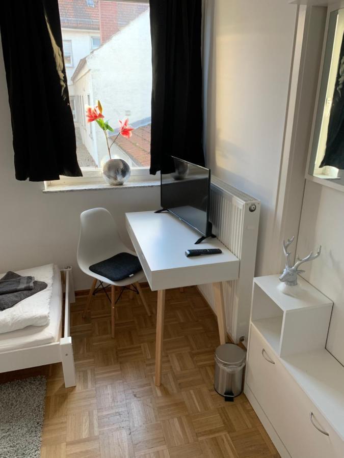 Aschaffapartment 4 Schlafzimmer Bis 10 Personen Bei Aschaffenburg Mainaschaff Exteriör bild