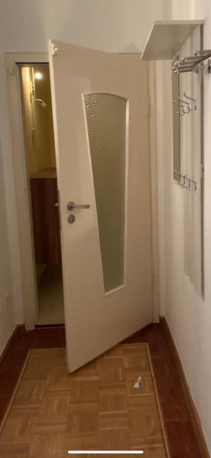 Aschaffapartment 4 Schlafzimmer Bis 10 Personen Bei Aschaffenburg Mainaschaff Exteriör bild
