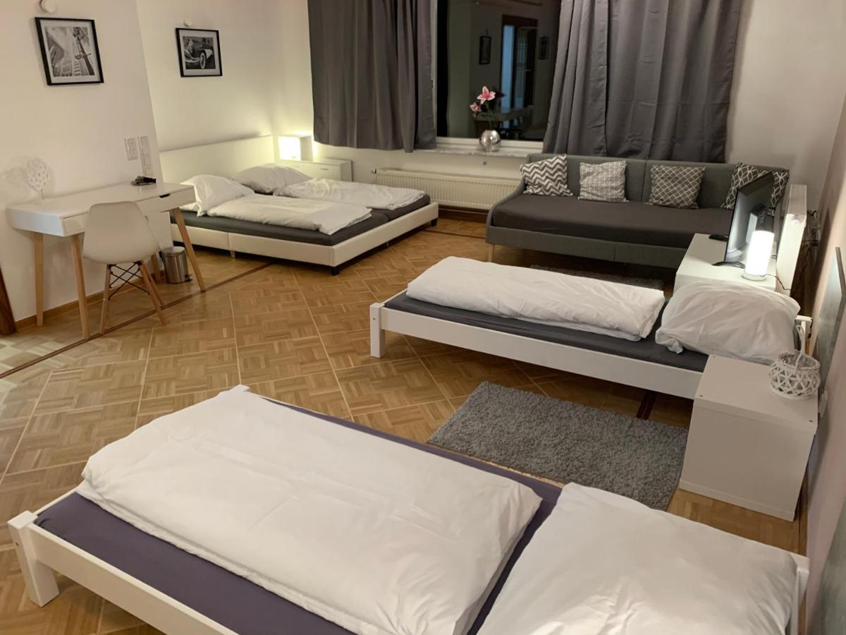 Aschaffapartment 4 Schlafzimmer Bis 10 Personen Bei Aschaffenburg Mainaschaff Exteriör bild