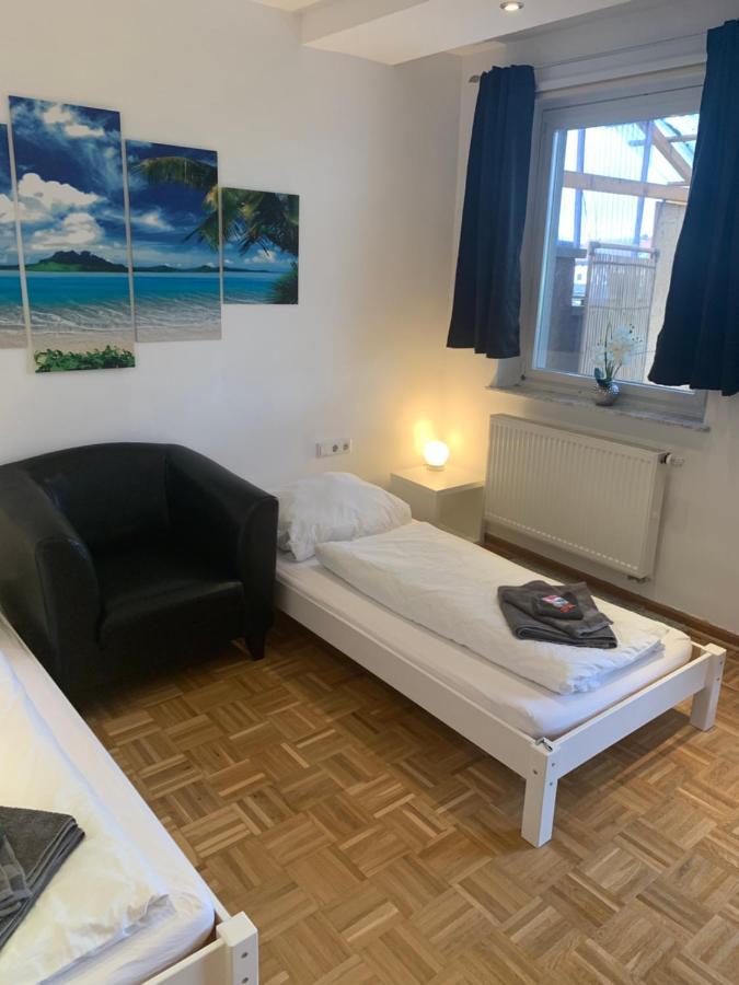 Aschaffapartment 4 Schlafzimmer Bis 10 Personen Bei Aschaffenburg Mainaschaff Exteriör bild