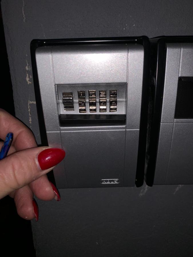 Aschaffapartment 4 Schlafzimmer Bis 10 Personen Bei Aschaffenburg Mainaschaff Exteriör bild
